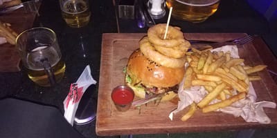 Brew Bistro & Lounge - Photo 2