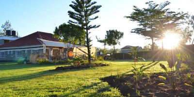 Brownie's Guesthouse - Photo 1
