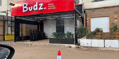 Budz - Photo 1