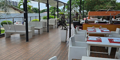 Bulls steakhouse - Photo 2