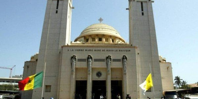 Cathédrale de Dakar - Photo 1