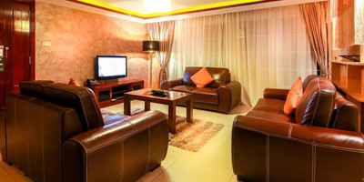 Clarence House Hotel - Photo 3