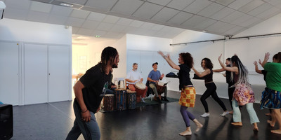 Cours de danse africaine, danse moderne - Photo 2