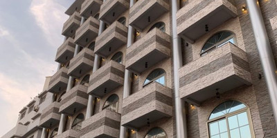 Days Hotel & Suites by Wyndham - Photo 1