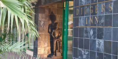 Diggers Inn - Photo 1