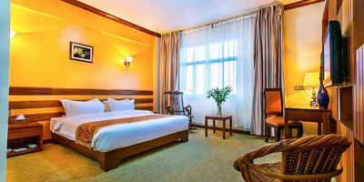 Eastland Hotel - Photo 3