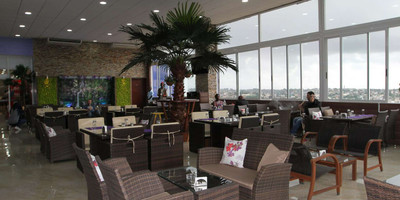Eclipse Lounge - Photo 1