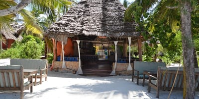 Evergreen Bungalows - Photo 1