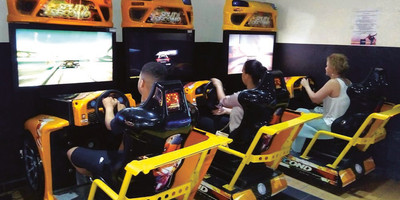 Game Center - Photo 1