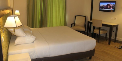 Grand hôtel d'abidjan - Photo 1