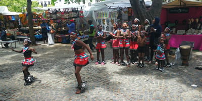 Green Market Square - Photo 3