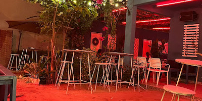 Grill House - Photo 1