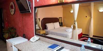 Hadassah hotel - Photo 9