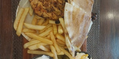 Hayat Doner Al Turki - Photo 2