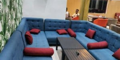 Hollywood Resto Café - Photo 1
