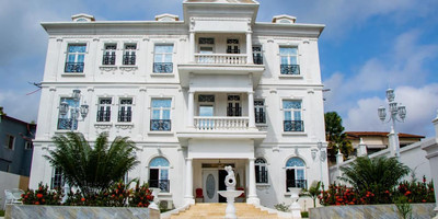 Hôtel Château Blanc - Photo 1