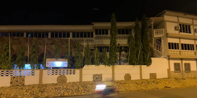 Hôtel Le Quasar - Photo 1
