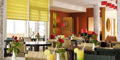 Ibis Cotonou - Photo 1