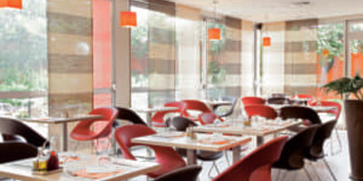 Ibis Kitchen Plateau - Photo 1