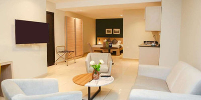 Ivotel Hôtel & Spa - Photo 1