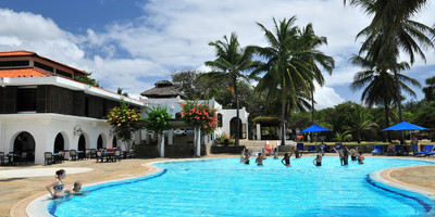 Jacaranda Indian Ocean Beach Resort - Photo 1