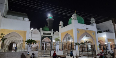 Jamia mosque - Photo 5