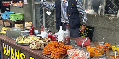 Khan's Barbeque - Photo 4
