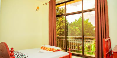 Kilimanjaro white house hotel - Photo 3