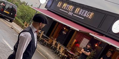 La Petite Auberge pizza au feu de bois - Photo 1