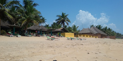 le-canoe-beach-P5d76.jpg