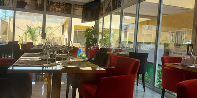 Le Vin Nouveau, Cave à vin - Photo 1