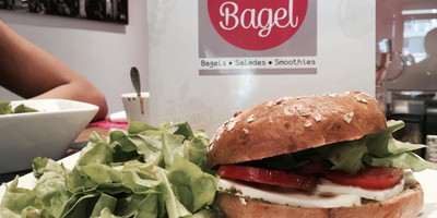 Little Bagel - Photo 4