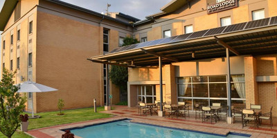 Lodge road - Photo 1