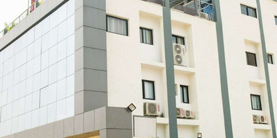 Lorenzo hôtel Abidjan - Photo 1