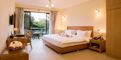 Lotos Inn & Suites - Photo 2