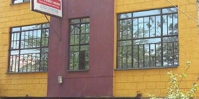 Lulu's Guest House - Photo 4