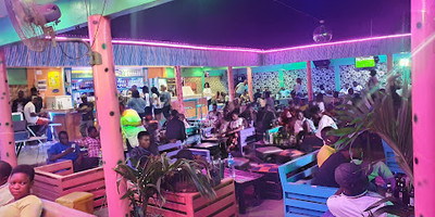 Mix Club Parakou - Photo 2
