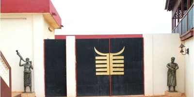 Musée De La Cour Royale Abengourou - Photo 1