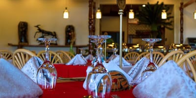 Noah Restaurant Lounge - Photo 6