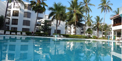 North coast beach hotel - Photo 1