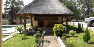 Okavango Roadside Guesthouse - Photo 1