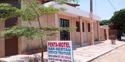 PENTA Hotel - Photo 2