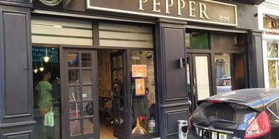Pepper Ain Allah, Dely Ibrahim - Photo 1
