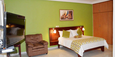 Hotel Santa Adelina - Photo 4