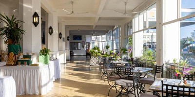 Sentrim castle royal hotel - Photo 3