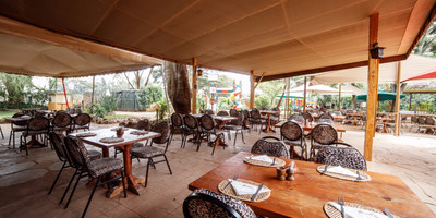 Simba Saloon - Photo 1