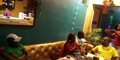 Someet Lounge Bar - Photo 1