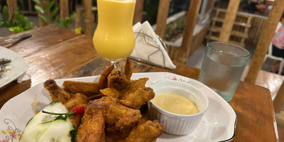 Stop Over Restaurant - Photo 3