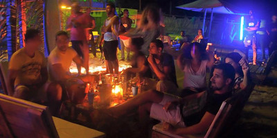 Kame surf camp & school / sunset beach bar - Photo 17