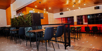 Tayari Restaurant - Photo 1